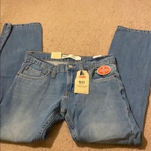 ⭐️Brand new Levis Jeans